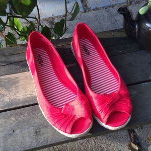 🍒 Seychelles Retro Red Peep Toe Flats 🍒